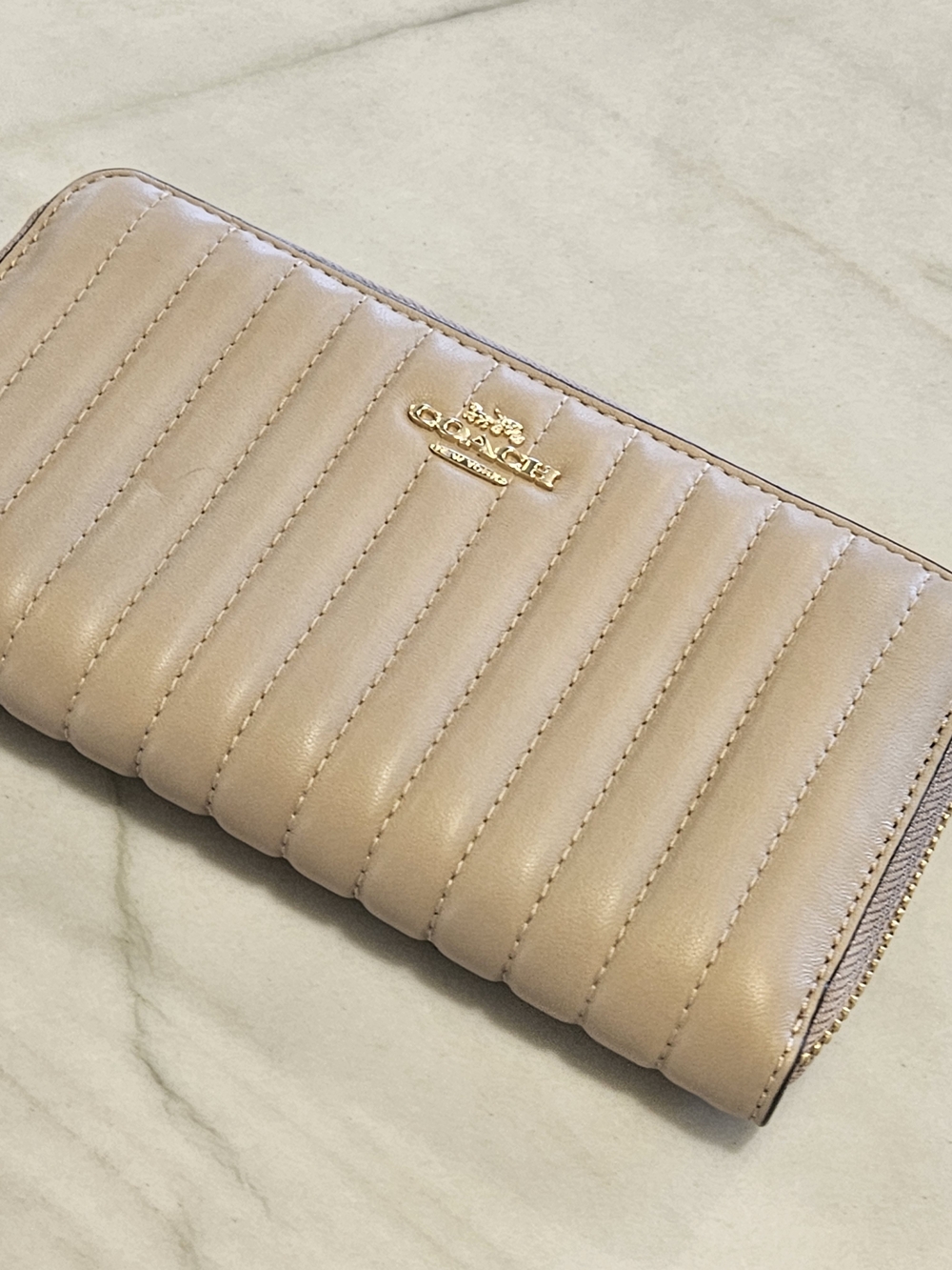 Coach Accordion Zip Wallet With Linear Quilting (Style No. 2855)